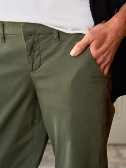 Frank & Eileen Westport Italian Wide-Leg Chino in Army